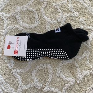 Goodwyn Be Amazing ‘Happy’ Black Non-Slip Socks with Grips